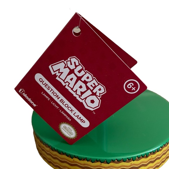 Super Mario Question Block Lamp Light Nintendo Kids Decor Yellow NEW - Picture 2 of 5